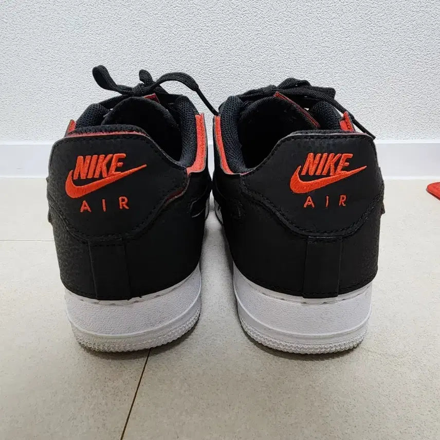 [BUNJANG] Nike Air Force Cosmic Clay Black Sneakers / 나이키 에어포스 코스믹 클레이 블랙