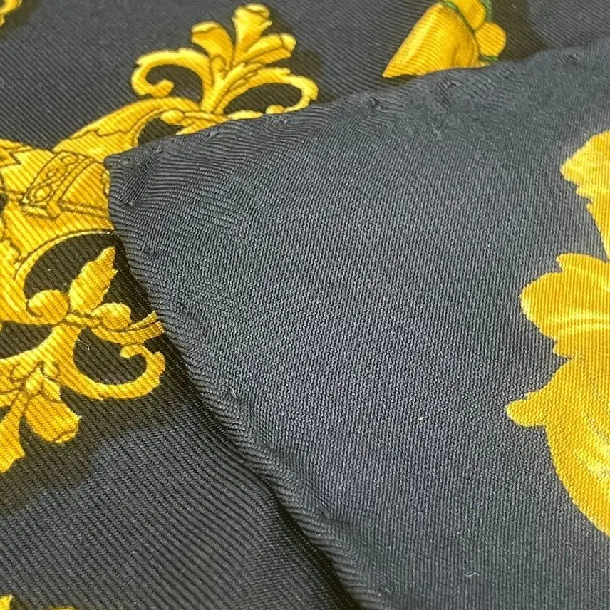 [BUNJANG] Hermès Les Cles Navy Scarf / [정품] 에르메스 가브로쉬 42 쁘띠카레 - Les Cles(열쇠들) 네