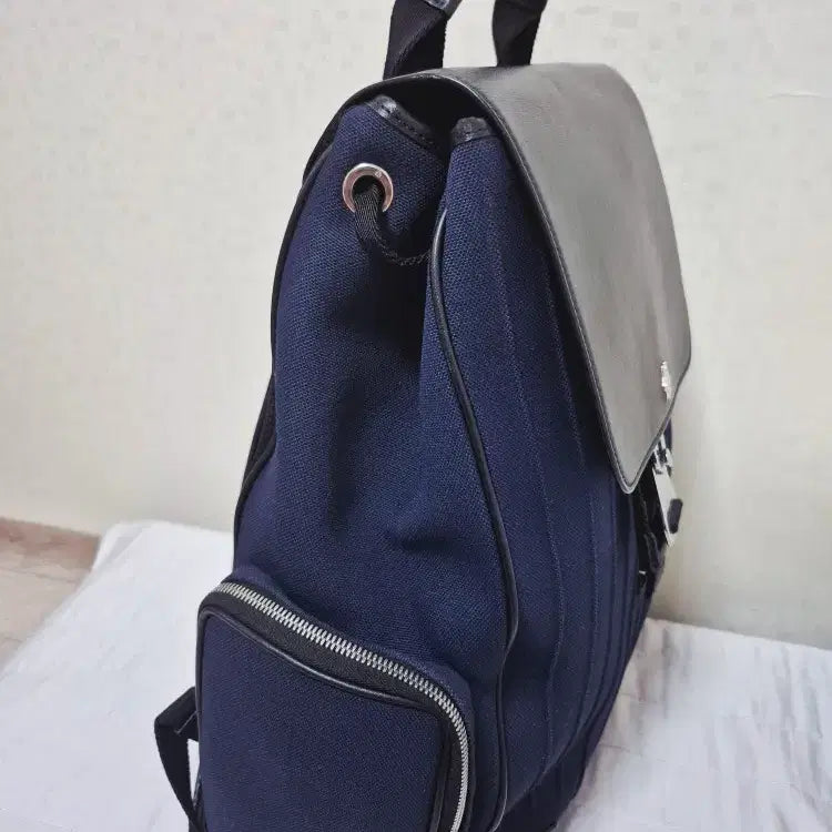 [BUNJANG] Rimowa Navy Large Backpack / 리모와 백팩 네이비 라지