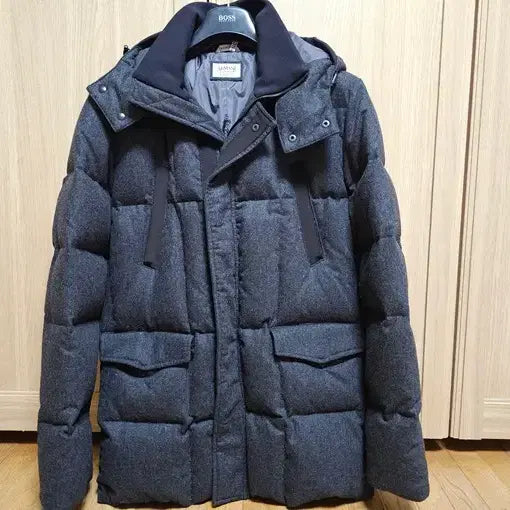 [BUNJANG] Armani Collezioni Goose Down Padded Jacket / 아르마니 꼴레찌오니 구스다운 패딩