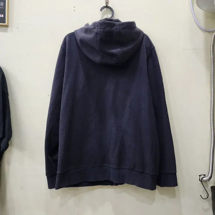 [BUNJANG] MLB New York Yankees Zip-Up Hoodie (Navy) - Size 105 / [105] MLB 뉴욕 양키스 집업 후드 (네이비)