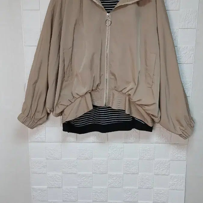 [BUNJANG] Hooded Jacket - Beige - Free Size / 새상품)간절기 후드 자켓ㅡ프리