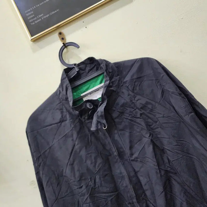 [BUNJANG] TWODAY Lightweight Mesh Lined Zip-Up Jacket (Black) / [Free] TWODAY 메쉬 안감 경량 집업 점퍼 (블랙)