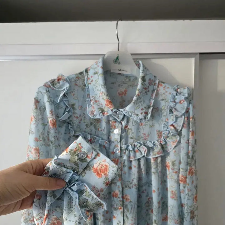 [BUNJANG] Atcorner Blouse 55~66 / 앳코너 블라우스