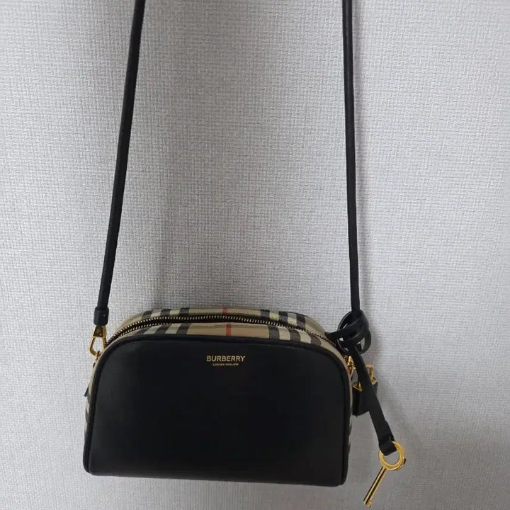 [BUNJANG] Burberry Handbag / 버버리핸드백