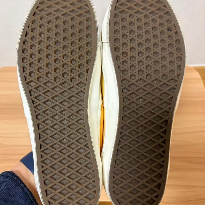 [BUNJANG] Vans Authentic Premium Yellow (280) / 반스 어센틱 프리미엄(280)_마지막 가격 인하