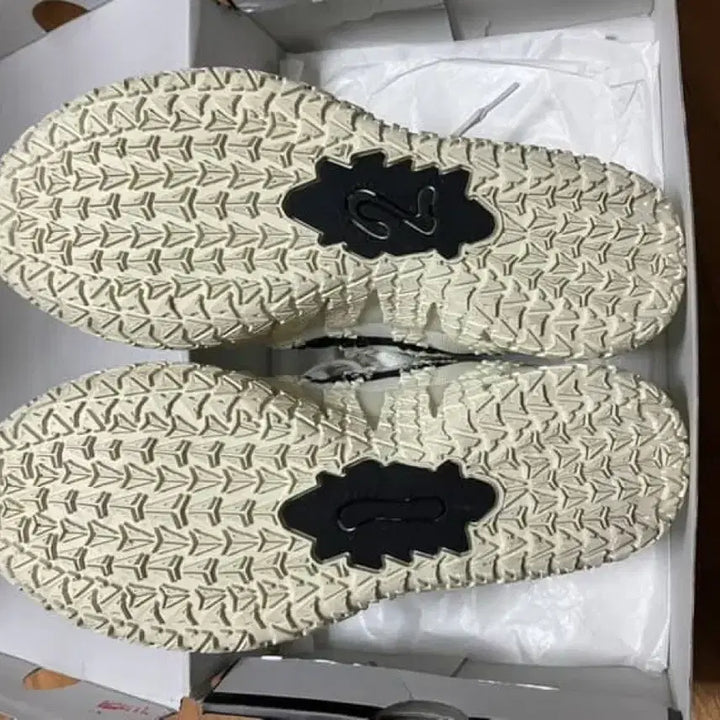 [BUNJANG] Ja Morant 3 270 / 자3 270