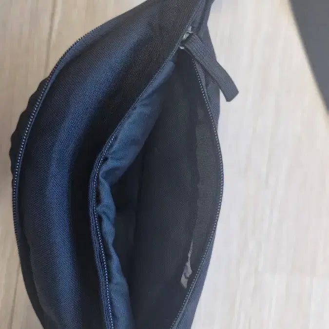 [BUNJANG] Nike Just Do It Hip Sack / 나이키 저스트두잇 블랙 힙색