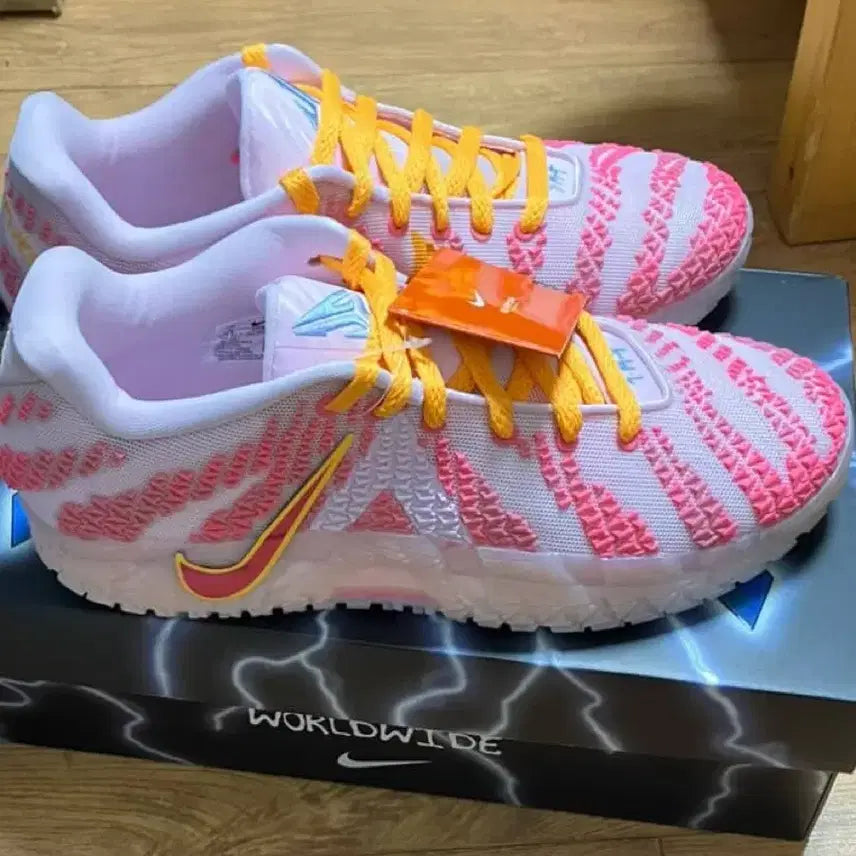 [BUNJANG] Unspecified 270 Shoes / 자3 270