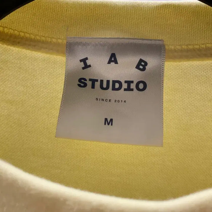 [BUNJANG] IAB Studio Sweatshirt M Size / 아이앱 스튜디오 IAB STUDIO 맨투맨 M사이즈