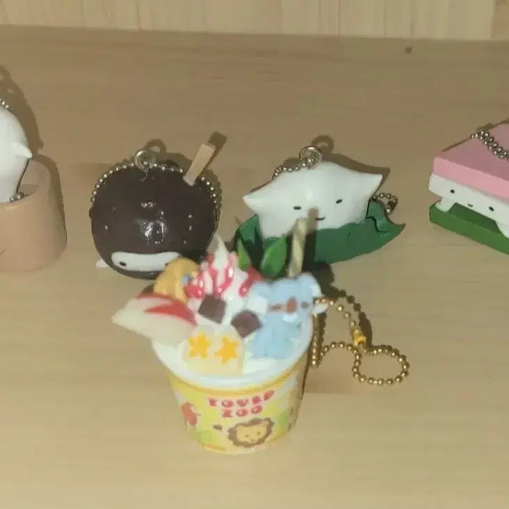 [BUNJANG] Mochi Danggo Keyring Figure Bundle Set / 일괄) 찹쌀떡 귀신 모찌 당고 키링 음식 미소녀 가챠 파르페 피규어