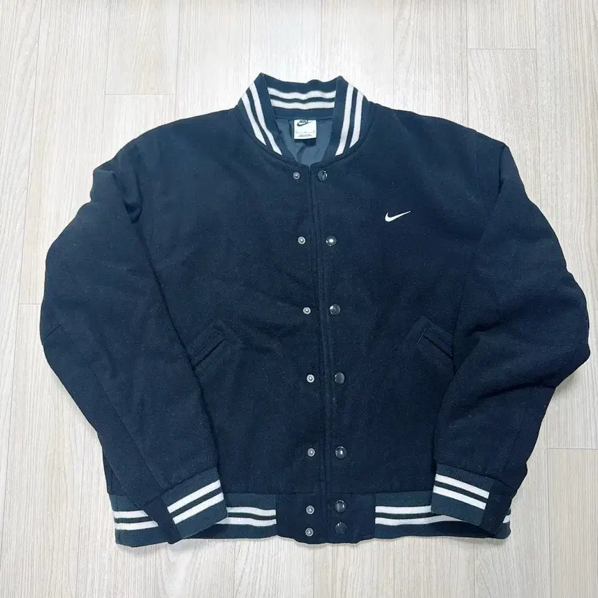 [BUNJANG] Nike Varsity Jacket - Black (Size L) / 나이키 바시티 자켓 L 블랙