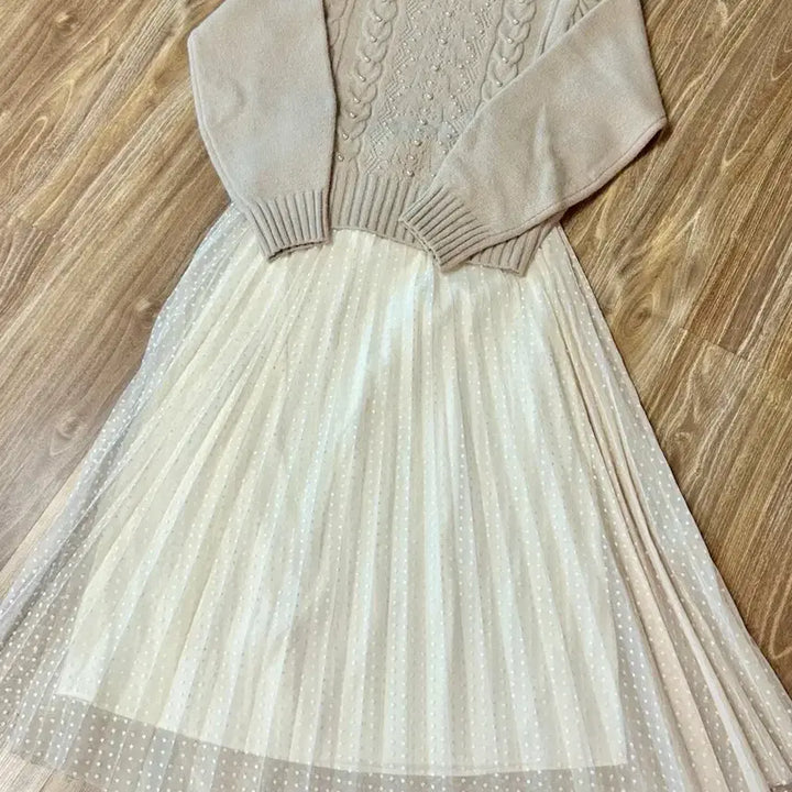 [BUNJANG] B.CINI Pearl Knit & Dot Skirt Bundle Set / 바이씨니 진주니트 도트샤 아이보리 일괄판매