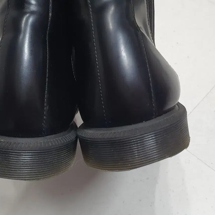 [BUNJANG] Dr. Martens Flora Chelsea Boots UK9 / 닥터마틴 플로라 첼시부츠 UK9 (280정도)