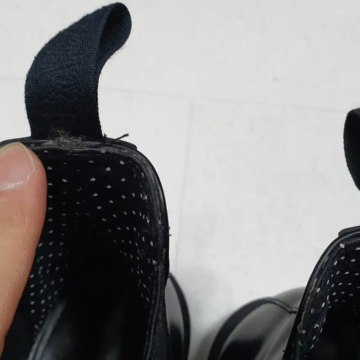 [BUNJANG] Dr. Martens Flora Chelsea Boots UK9 / 닥터마틴 플로라 첼시부츠 UK9 (280정도)