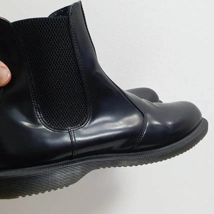[BUNJANG] Dr. Martens Flora Chelsea Boots UK9 / 닥터마틴 플로라 첼시부츠 UK9 (280정도)