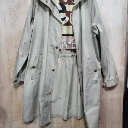 [BUNJANG] Burberry Trench Coat / 일본판 버버리 금장버튼 후드 집업 트렌치 코트