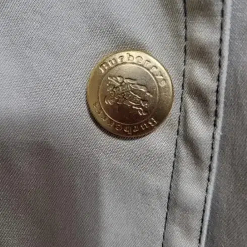 [BUNJANG] Burberry Trench Coat / 일본판 버버리 금장버튼 후드 집업 트렌치 코트