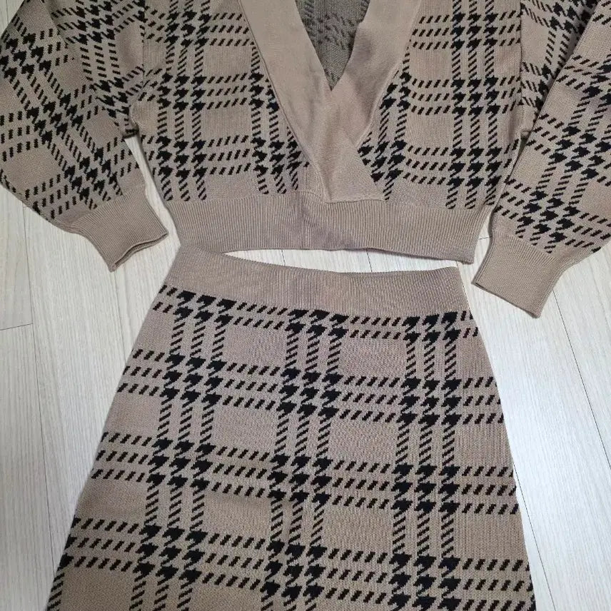 [BUNJANG] Clothing - Assorted Sizes / 옷장정리 8