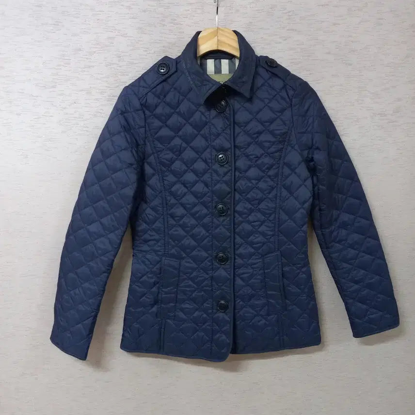 [BUNJANG] B2-26 Navy Quilted Lightweight Padded Jacket - Women's / B2-26/네이비 퀄팅 경량패딩자켓 여성