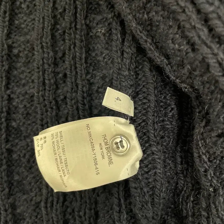 [BUNJANG] Thom Browne Cable Knit Cardigan Black Size 4 / 톰브라운 케이블 가디건 네이비 새상품 팔아요!