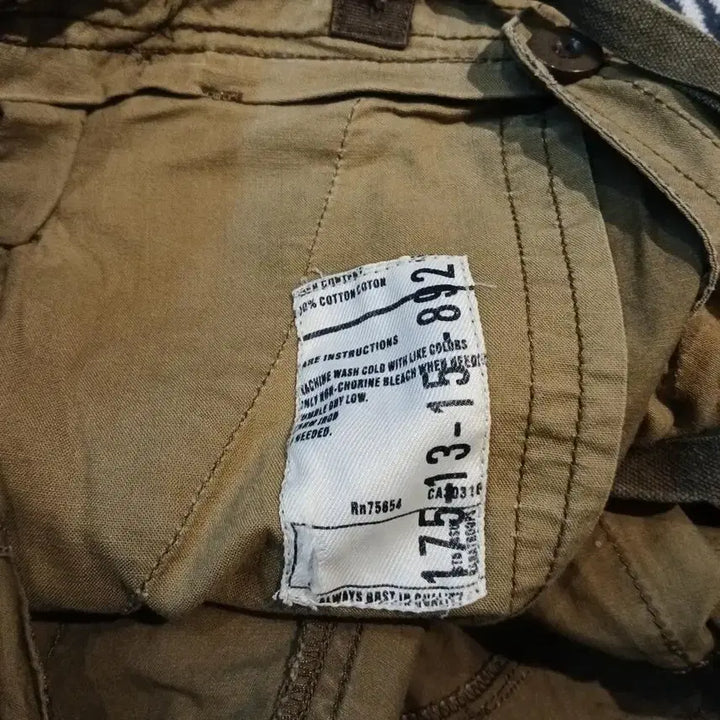 [BUNJANG] Abercrombie &amp; Fitch Khaki Military Cargo Pants / 아베크롬비 앤 피치 카키 멀티포켓 밀리터리 무릎절개 사이드지퍼 카고바지