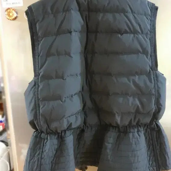 [BUNJANG] MINE Black Padded Vest / MINE 마인 블랙 패딩 조끼 이번주마지막