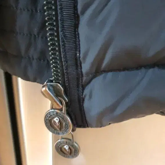 [BUNJANG] MINE Black Padded Vest / MINE 마인 블랙 패딩 조끼 이번주마지막