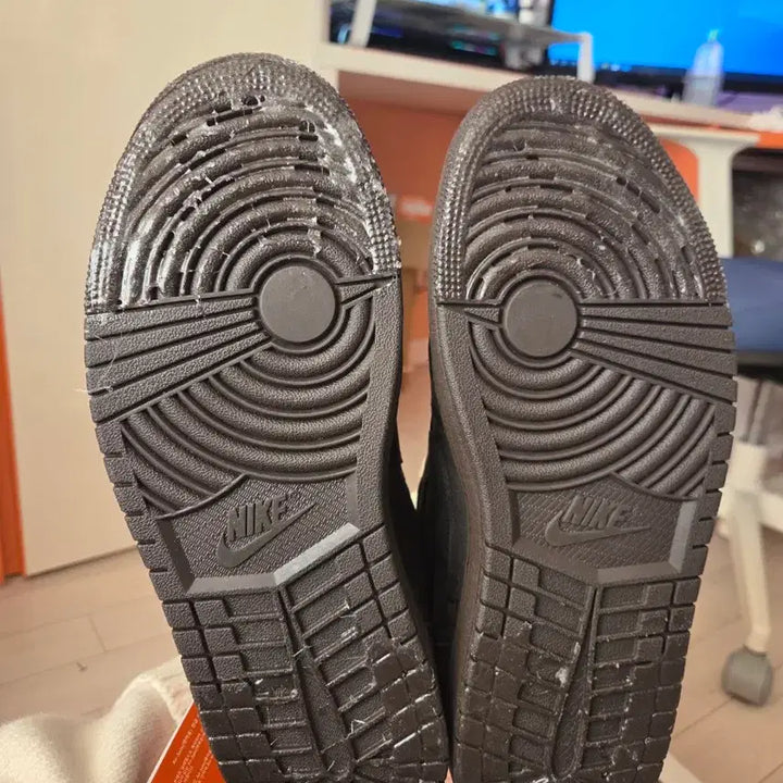 [BUNJANG] Nike Travis Scott Brown Sneakers / 나이키 x 트래비스 스캇 브라운