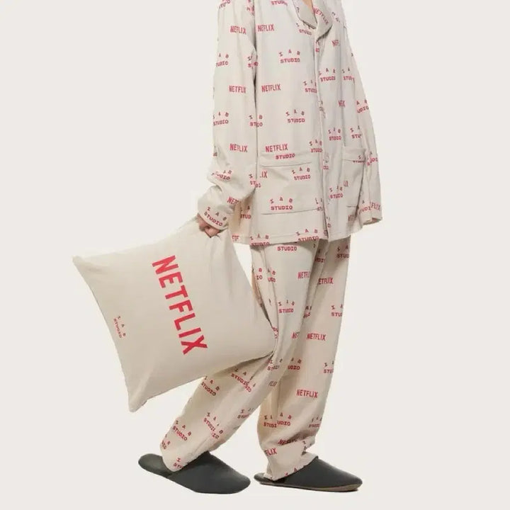 [BUNJANG] IAB Studio x Netflix Pajama Set / [S] 아이앱스튜디오X넷플릭스 파자마