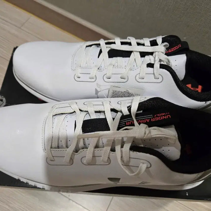 [BUNJANG] Under Armour Golf Shoes 295 Spike-less / 언더아머  골프화 295 새상품 스파이크리스
