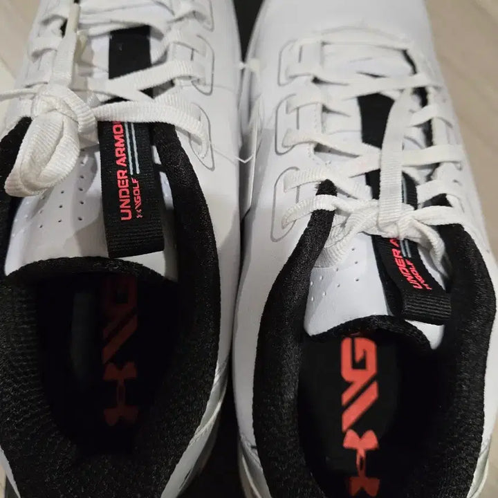 [BUNJANG] Under Armour Golf Shoes 295 Spike-less / 언더아머  골프화 295 새상품 스파이크리스