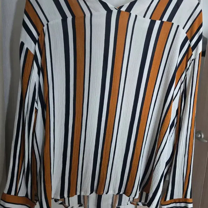 [BUNJANG] Pleated Blouse / 셔츠블라우스