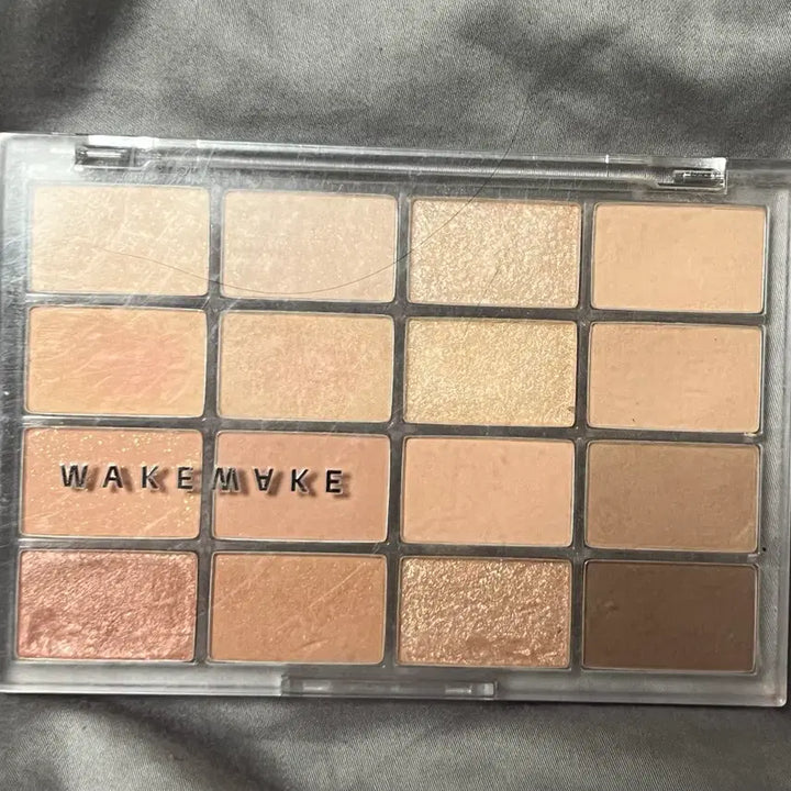 [BUNJANG] WAKEMAKE 03 Sunset Blurring Eyeshadow Palette / 웨이크메이크 아이팔레트 03 선셋 블러링 판매합니다