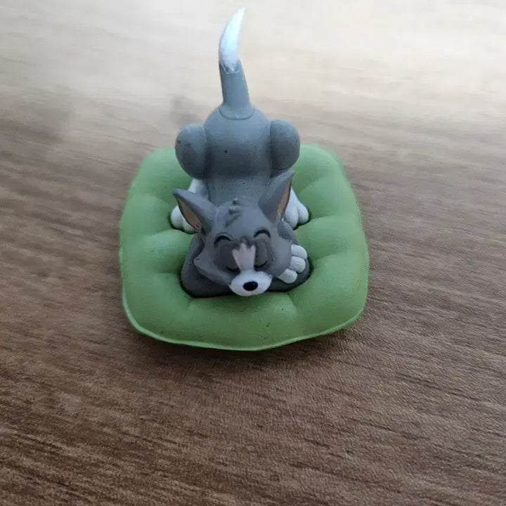 [BUNJANG] Tom and Jerry Sleepy Series Gacha Tom Cushion / 톰과제리 잠꾸러기 가챠 톰 쿠션