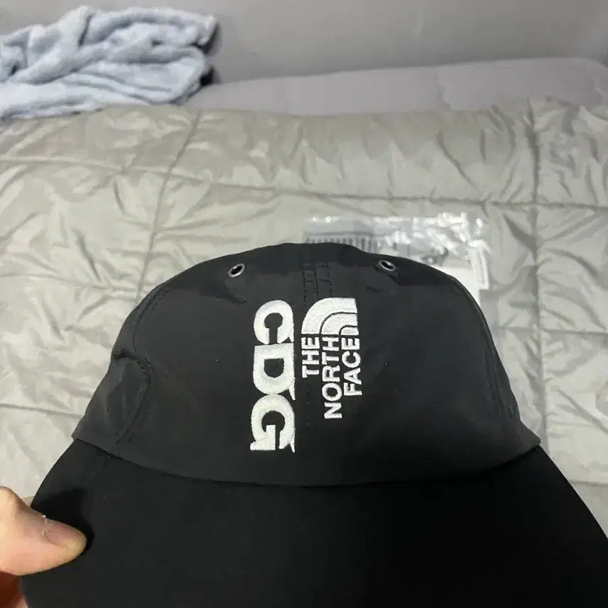 [BUNJANG] CDG x The North Face Hat Black / CDG x 노스페이스 햇 TNF 블랙