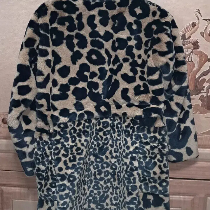 [BUNJANG] Jordan Leopard Fur Jacket / 나이키조던 레오파드 퍼 자켓 여성용