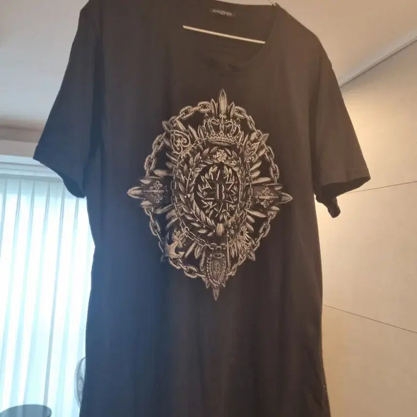 [BUNJANG] Balmain Black Printed Short Sleeve T-shirt / 발망 블랙 프린팅 반팔 티셔츠