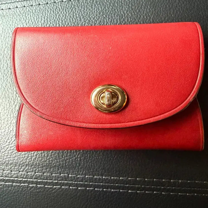 [BUNJANG] Coach Turnlock Card Wallet / 코치 빨간색 턴락 카드 지갑