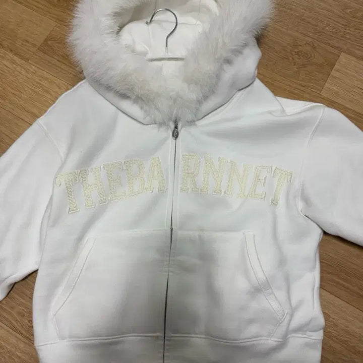 [BUNJANG] The Barnet Fur Hooded Zip-Up Bomber Jacket / 더바넷 퍼리스웻집업 털후드집업 봄버자켓