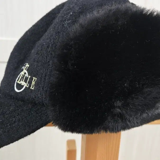 [BUNJANG] ELLE Ear Flap Cap Black / ELLE 엘르 귀달이 캡모자 블랙