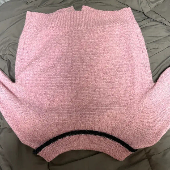 [BUNJANG] ILY:yO Pink Knit / 무료배송) 일리유 핑크 니트