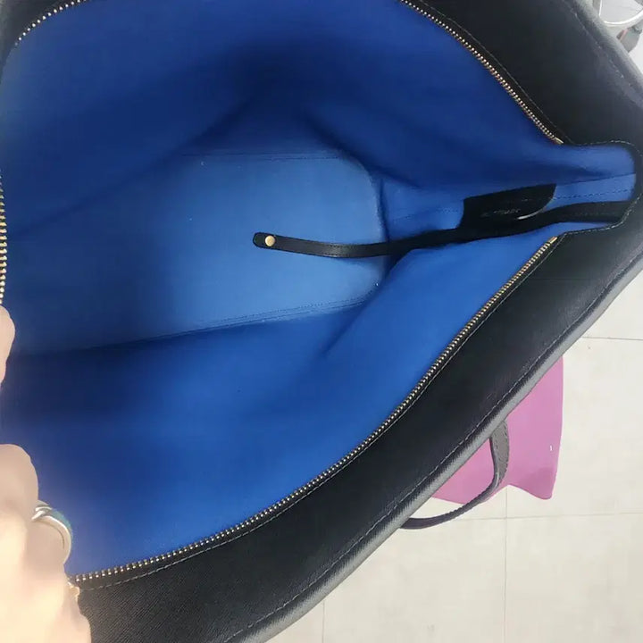 [BUNJANG] Jill Stuart Black Leather Tote Bag / 질스튜어트 블랙 가죽 토트백