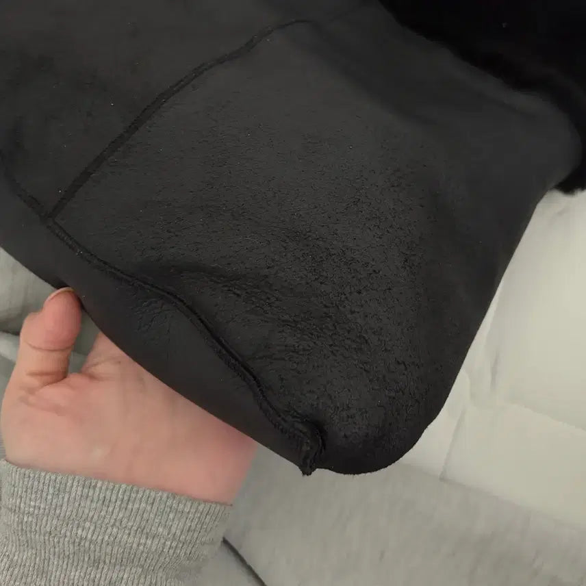 [BUNJANG] Minitmute Pebble Chain Bag Black / 미닛뮤트 페블 체인백 블랙