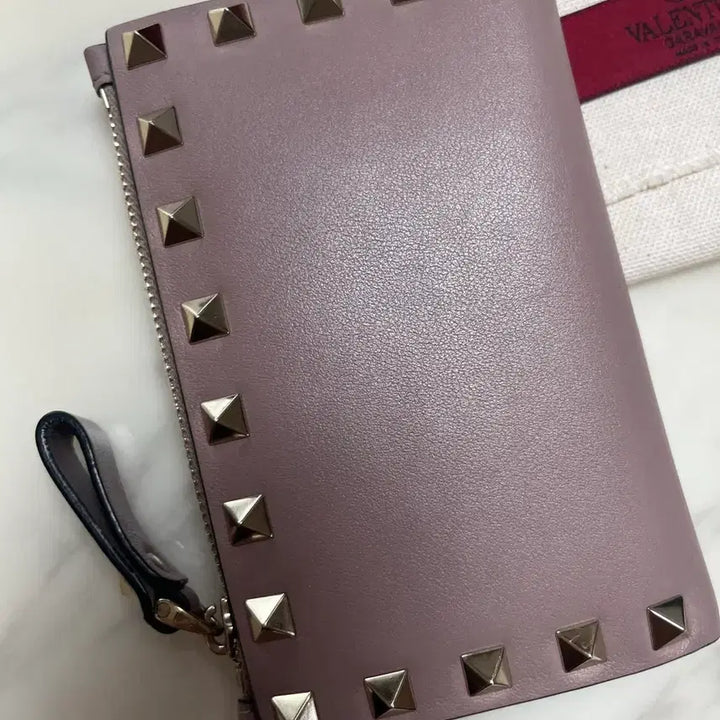 [BUNJANG] Valentino Rockstud Bifold Wallet / 발렌티노 락스터드 반지갑