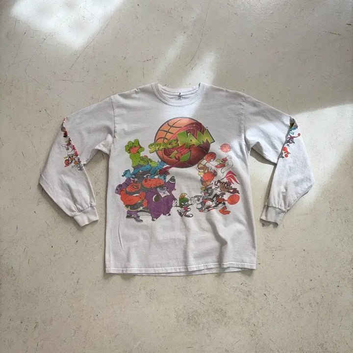 [SOLD OUT] 루니툰즈 스페이스 잼 오피셜 빈티지 롱슬리브 M