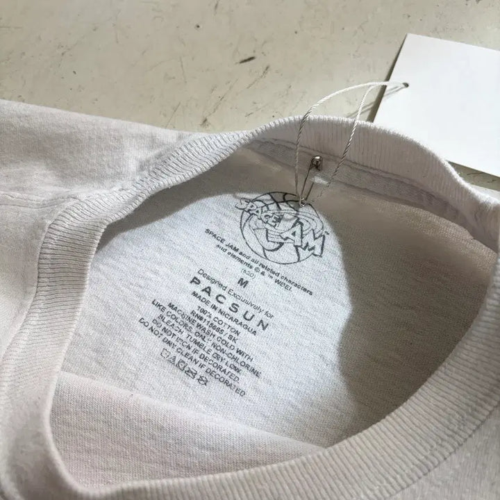 [SOLD OUT] 루니툰즈 스페이스 잼 오피셜 빈티지 롱슬리브 M