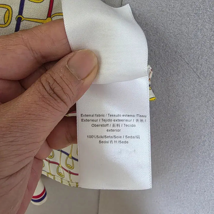 [BUNJANG] Silk Blouse S / s하루특가s25  고급스런 무늬 실크 블라우스 S   n2658