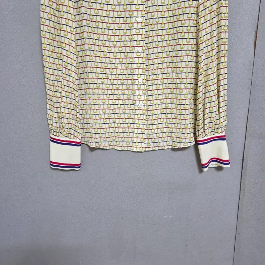 [BUNJANG] Silk Blouse S / s하루특가s25  고급스런 무늬 실크 블라우스 S   n2658