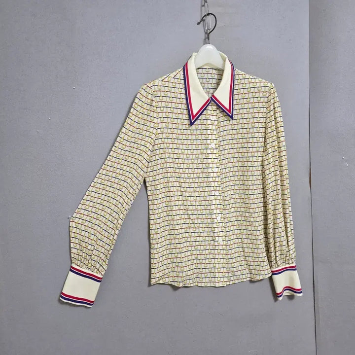 [BUNJANG] Silk Blouse S / s하루특가s25  고급스런 무늬 실크 블라우스 S   n2658